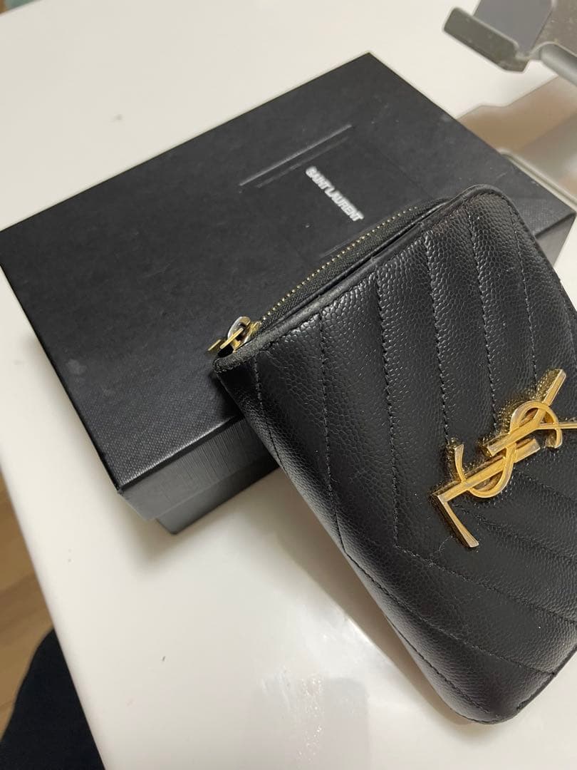 ◎SAINTS LAURENT サンローラン2つ折りコンパクト財布