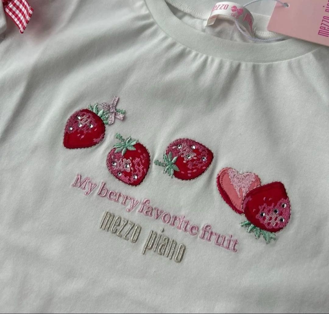 メゾピアノ　mezzo piano いちごTシャツ、スカートセット♡