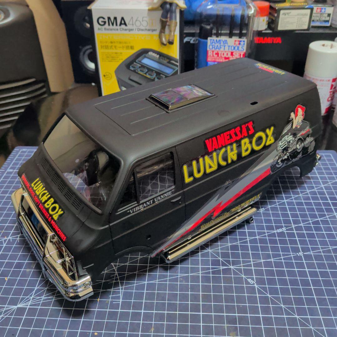 タミヤ ランチボックス ブラックエディション フルベア、サーボ、LED付き