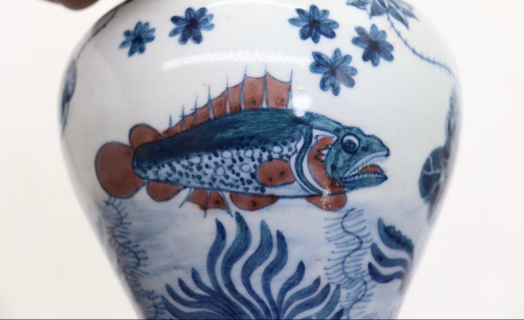 中国 青華釉裏紅 魚紋壺 送料込み251008 - メルカリ