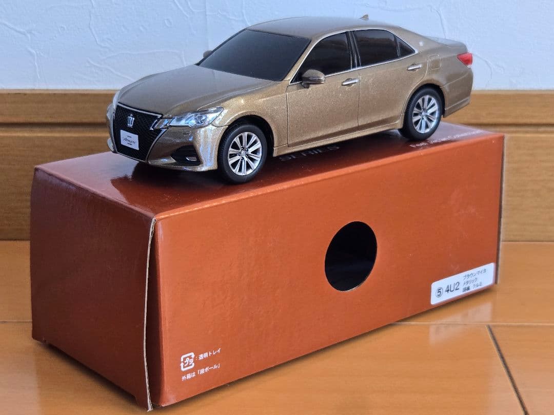 210クラウン　ジャパンカラーセレクション　カラーサンプルミニカー5色セット