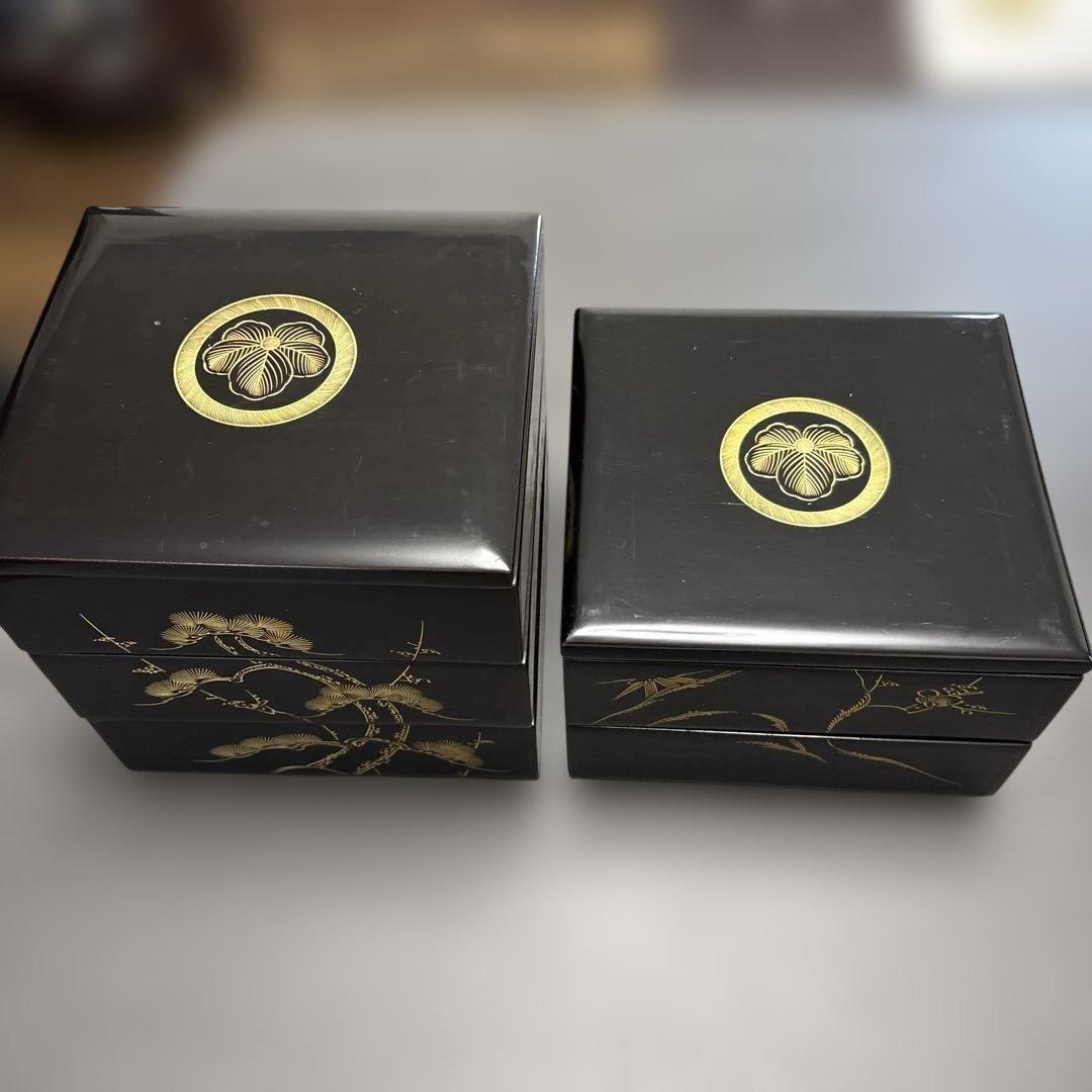 漆器 重箱 5段 黒地 金色松