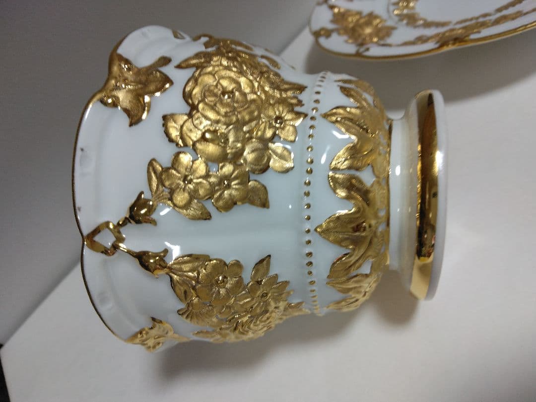 マイセン 宮廷の小花 カップ＆ソーサー 1924年〜1934年造られた物