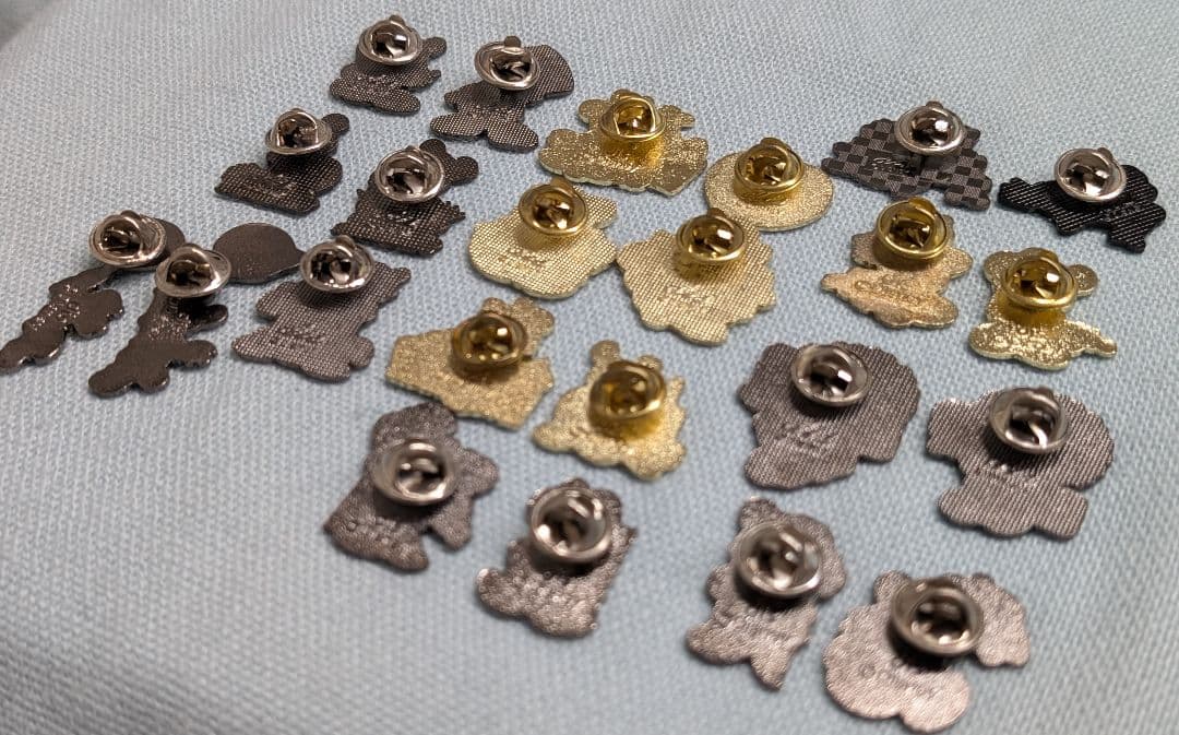 ディズニーご当地ピンバッチ