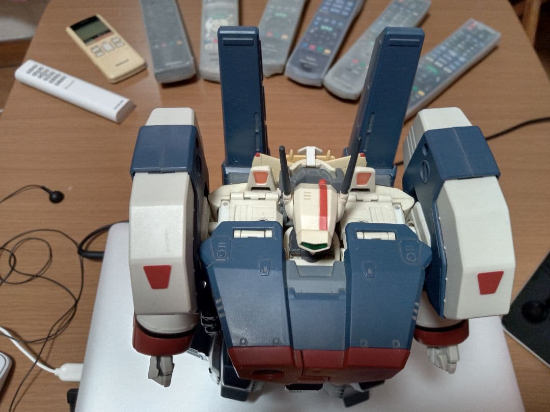 やまと マクロス アーマードバルキリー1/48のやつ