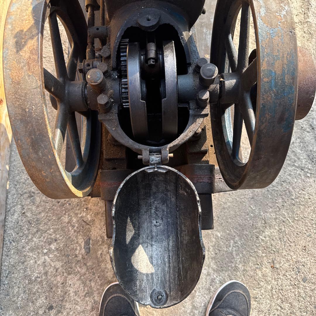 タコマ製 箱マグ レトロな古い石油発動機エンジン