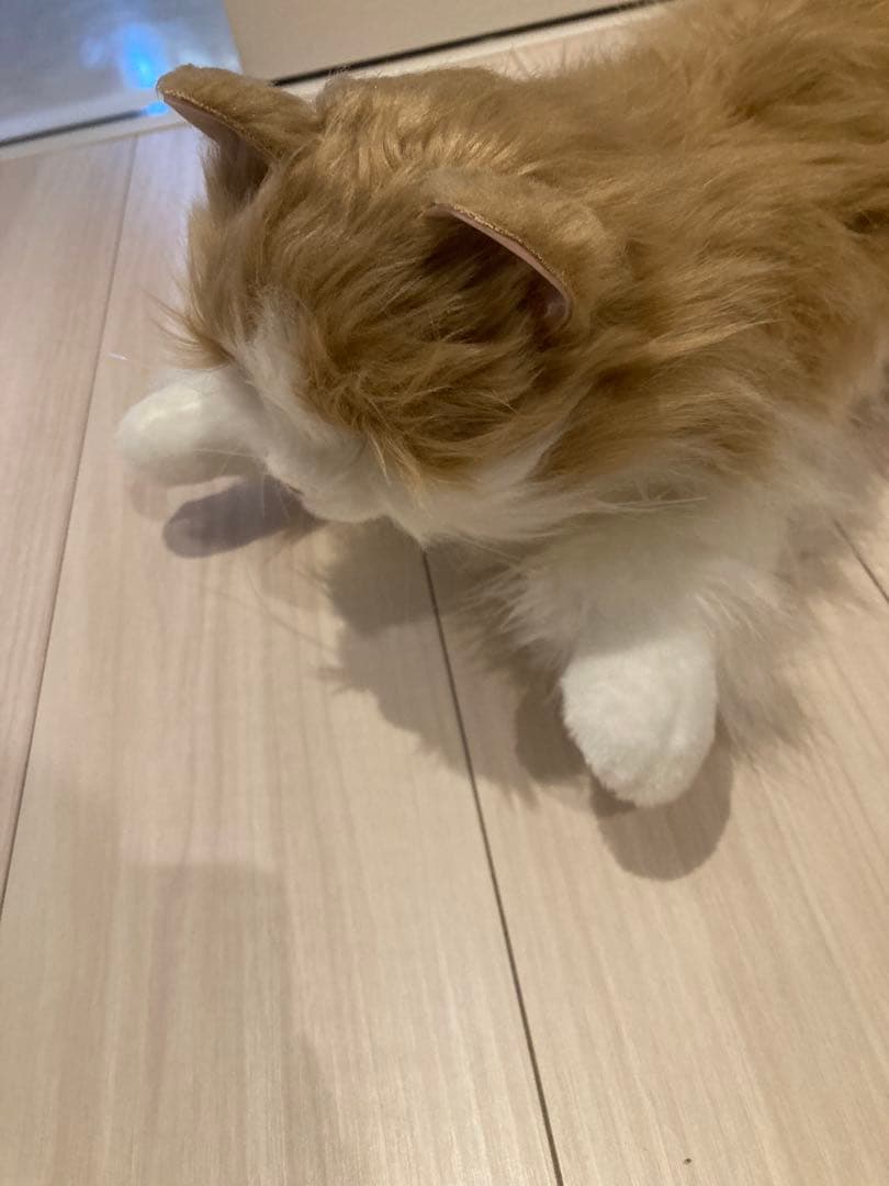 猫型ぬいぐるみ 茶色と白