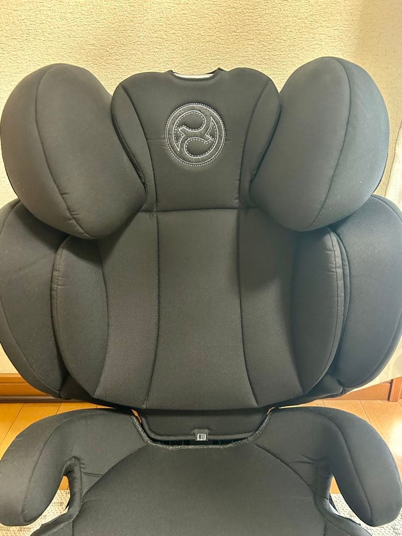 CYEBX サイベックス ソリューション Zi ジュニアシート