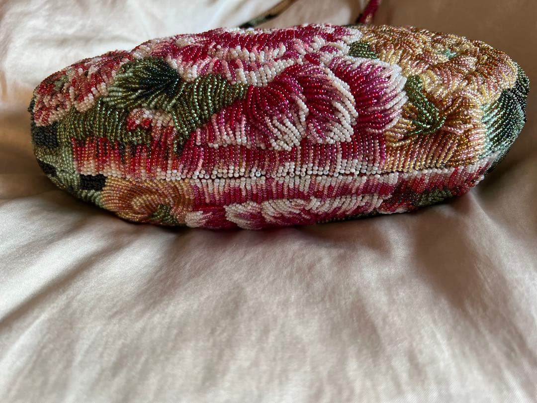 【送料無料】花柄 ビーズ手刺繍 ハンドバッグ パーティー フォーマル　状態キレイ