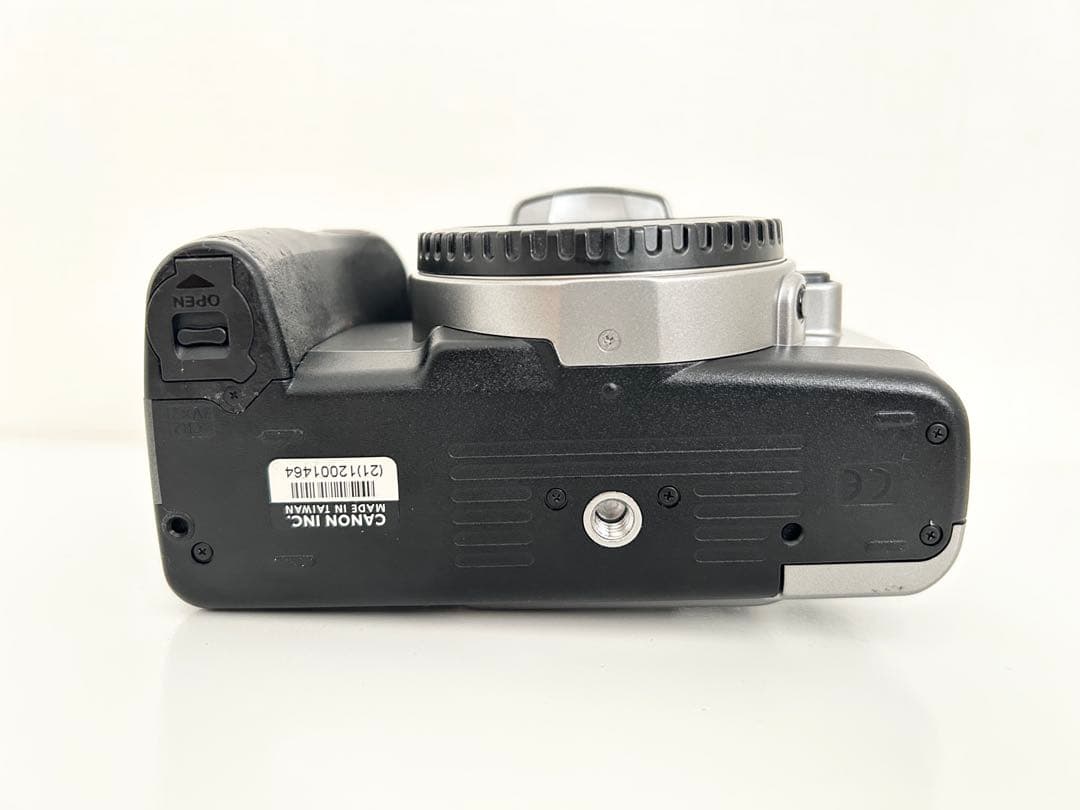 197 Canon EOS Kiss7 フィルム 一眼レフ カメラ ボディ
