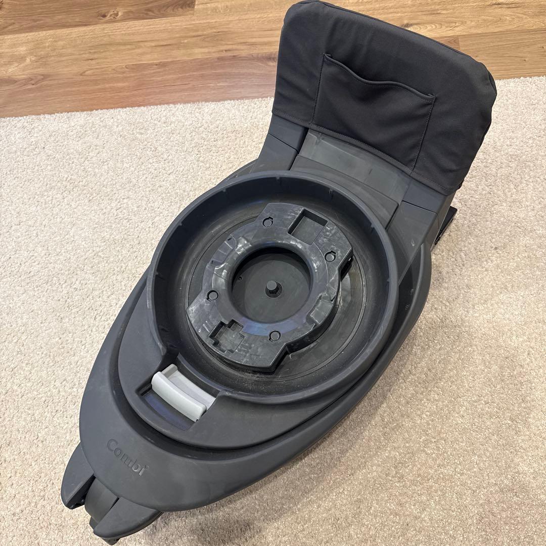 Combi チャイルドシート THE S