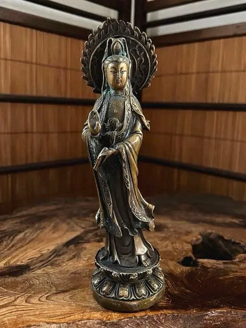 観音菩薩 仏像 銅製 工芸品 美術品 置物