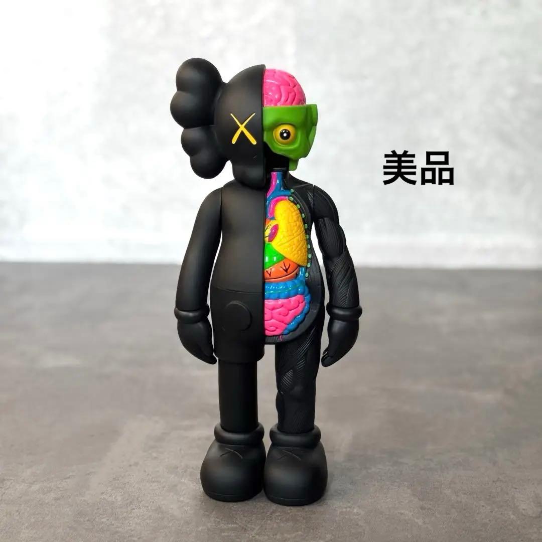 KAWS 人体模型 COMPANION MEDICOM TOY カウズ