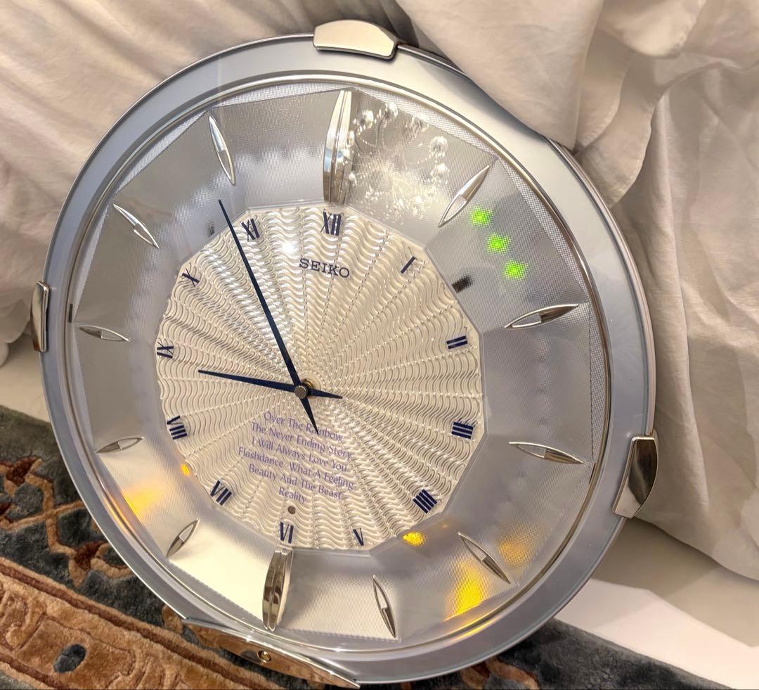 RE545L 壁掛け時計 SEIKOイルミナ
