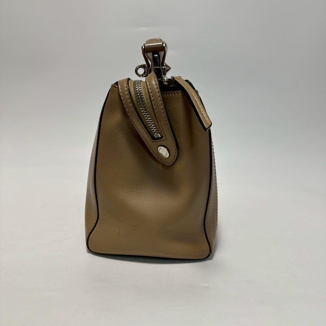 p83【極美品】フェンディ　ドットコムレザー　2wayショルダーバッグ ポーチ.