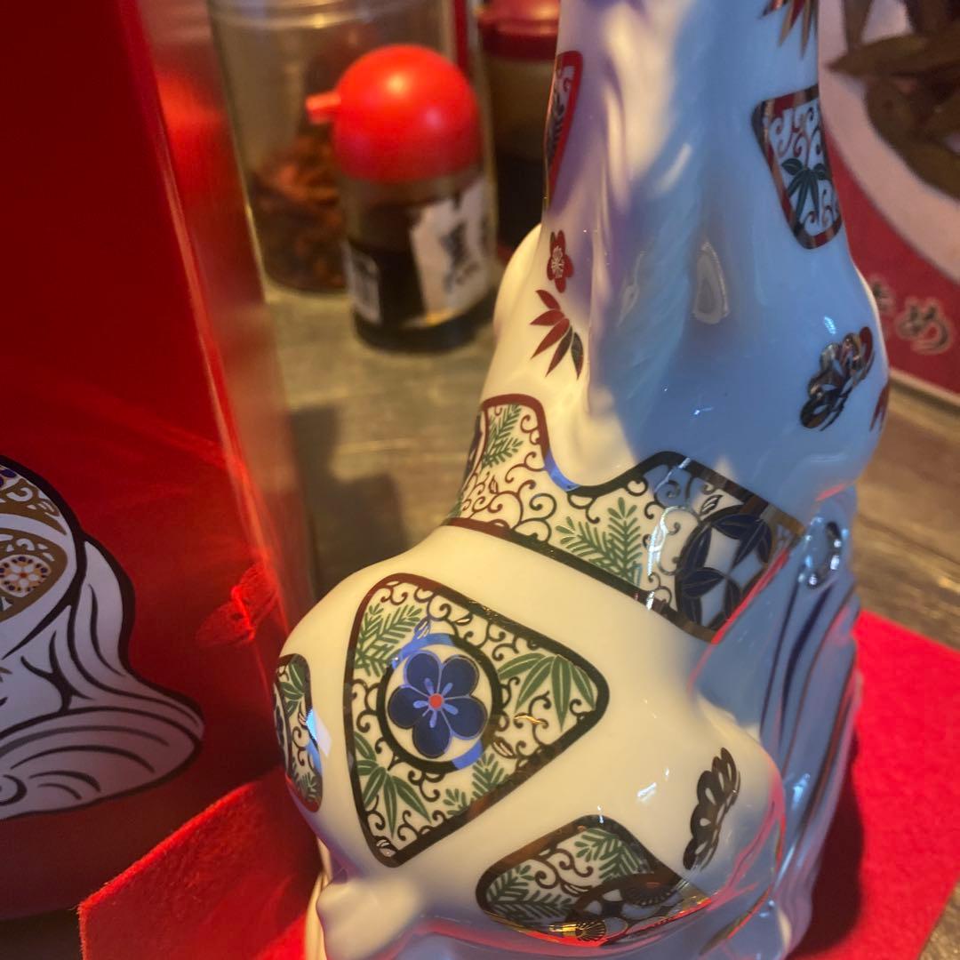 Royal Blended Whisky 馬の形状ボトル