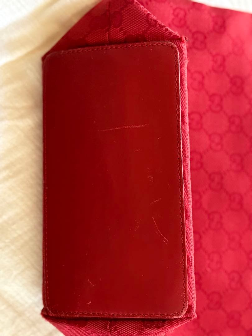 【週末お値下げ】赤GUCCI トートバック　GG柄　キャンバス　バケツ型