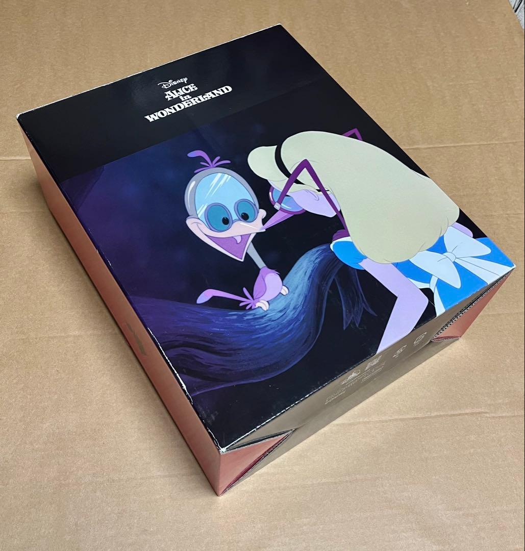 入手困難 不思議の国のアリス ミラーバード　 フィギュア 鏡 ディズニーストア