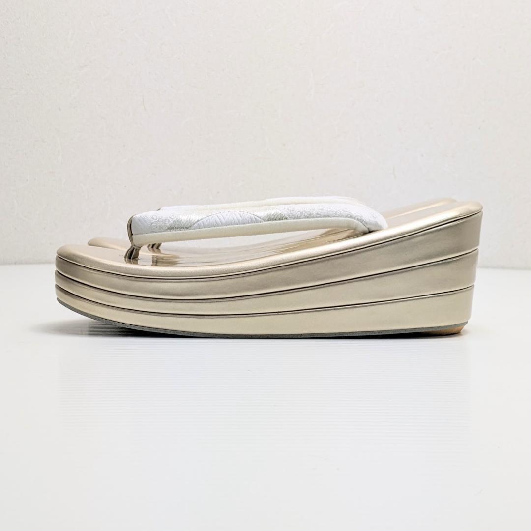 和装 草履 バッグ セット 帯地 梅 白 金 ゴールド フリーサイズ u94-1