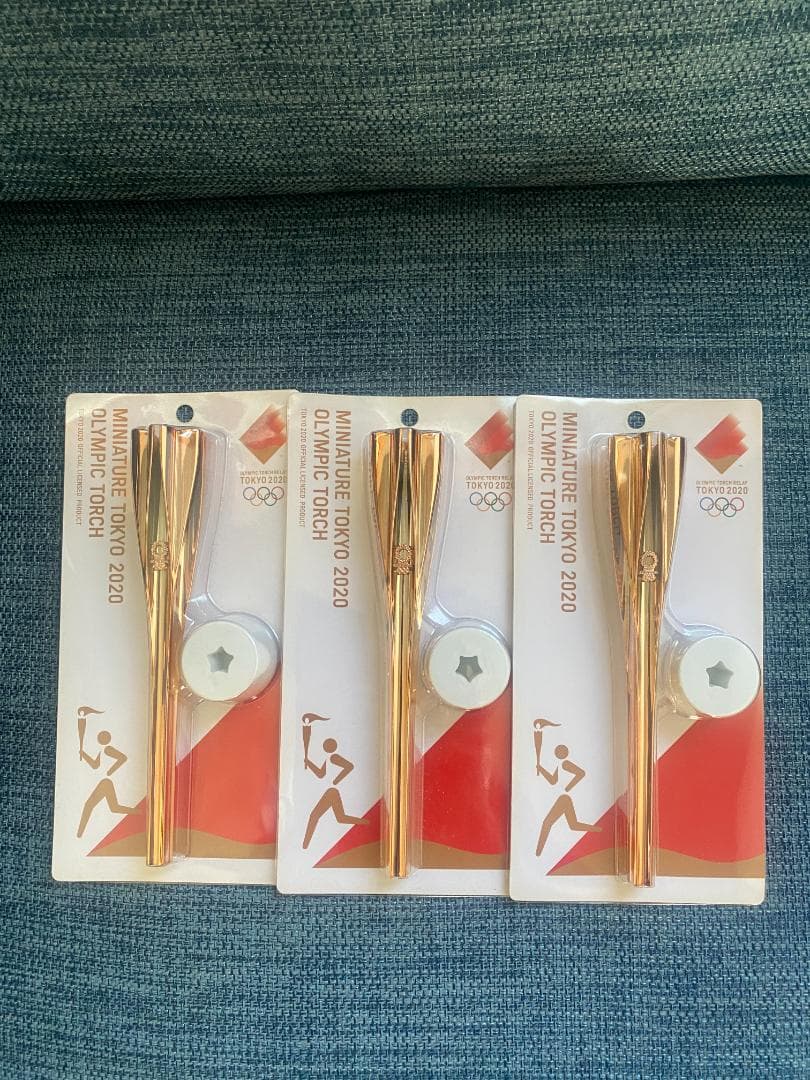 オリンピック 東京2020 聖火 トーチ キーホルダー ミニチュア