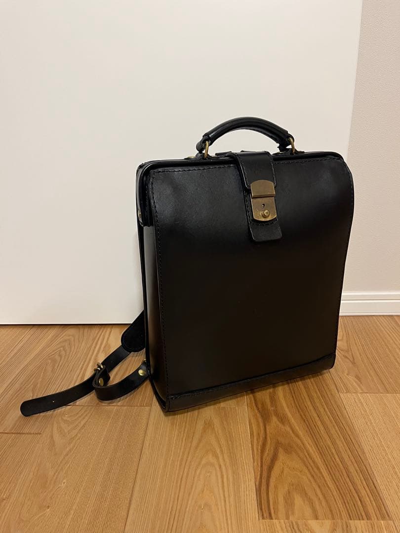 HERZ ダレスリュックM 黒　ビジネスバッグ