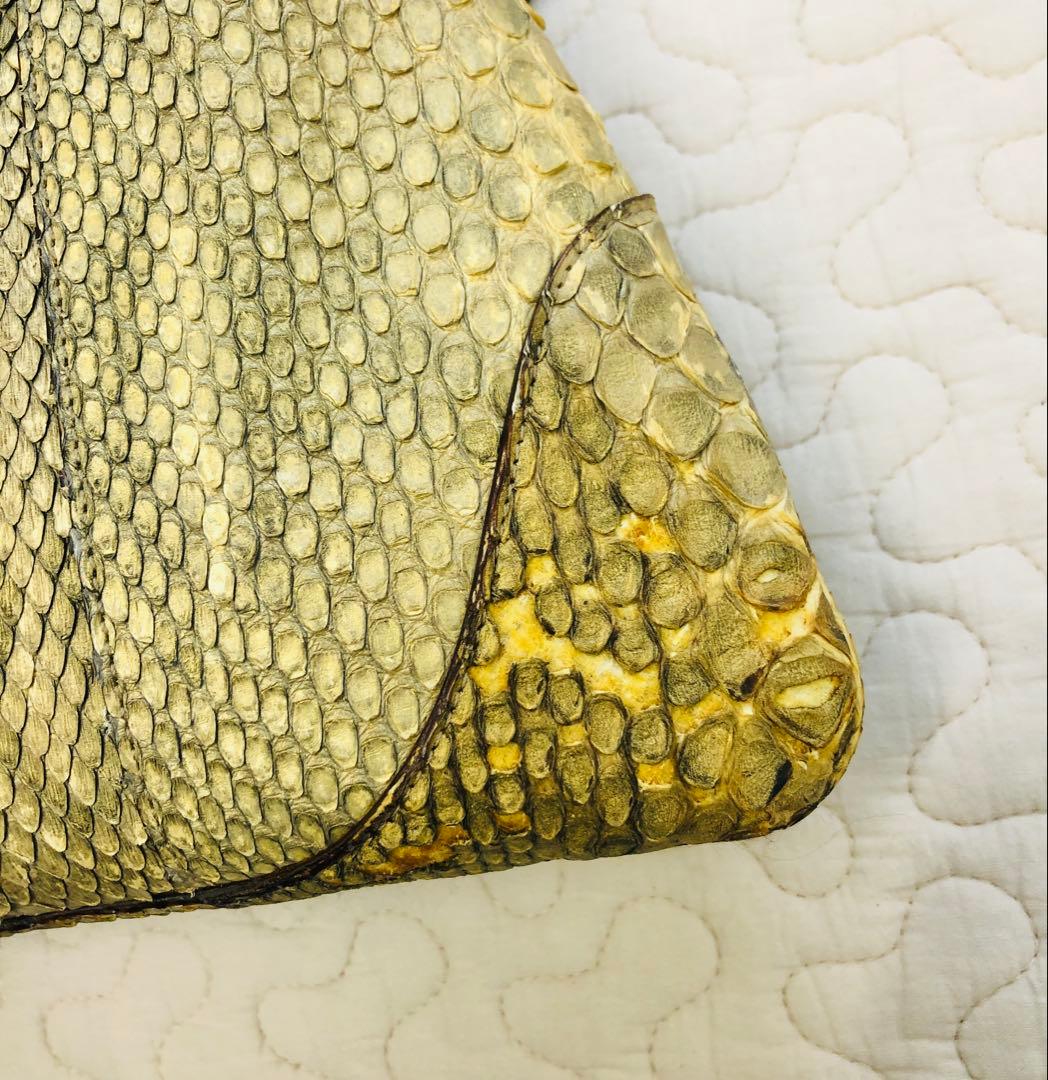 GUCCI ミディアムショルダーバッグ レアなゴールドパイソン 蛇の本革 美品