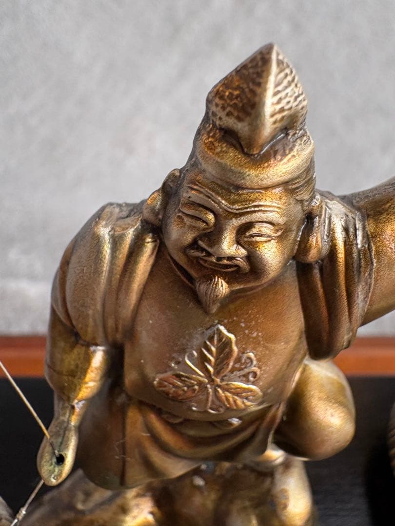 純銀製 恵比寿 大黒天 置物 木箱、ガラスケース付き