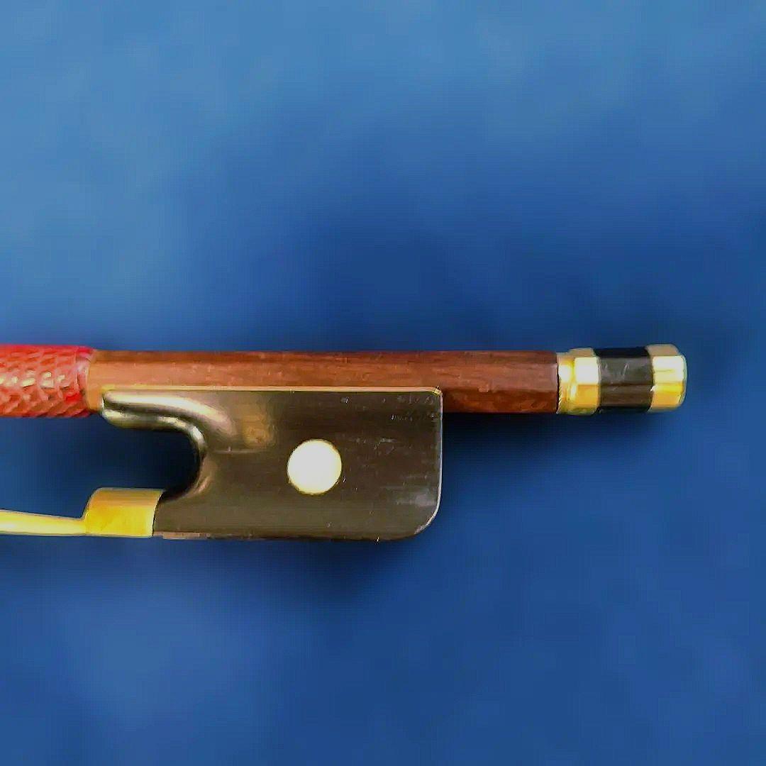 モダンバイオリン弓 4/4 オクタゴナル フェルナンブコ材 59g ドイツ