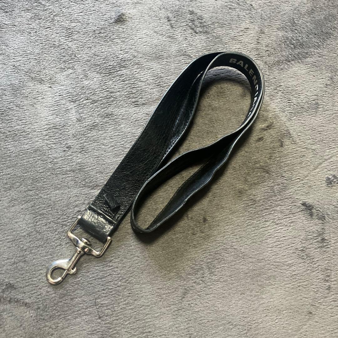BALENCIAGA バレンシアガ ネックストラップ　ロゴ レザー　0705