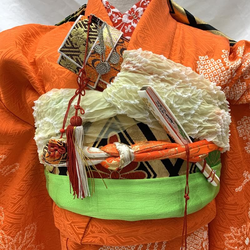 407ag10着物のみ□七五三 七歳 女児 着物　絞り染め□美品