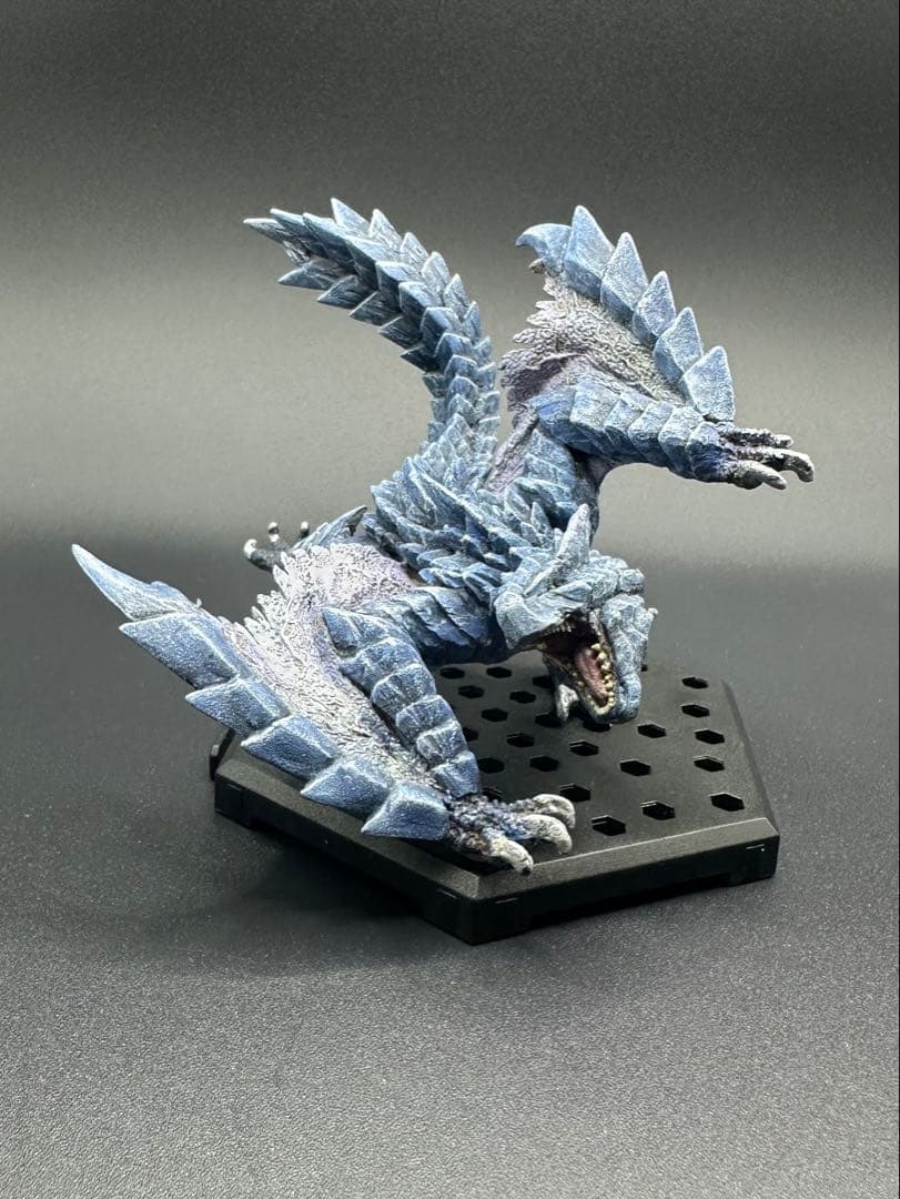 KIRINさん専用　モンスターハンター　フィギュア　雷轟竜&辿異種ティガレックス