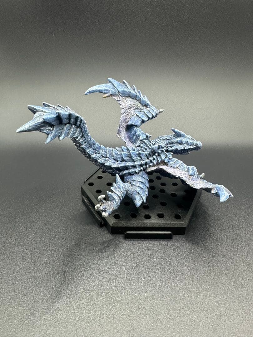 KIRINさん専用　モンスターハンター　フィギュア　雷轟竜&辿異種ティガレックス