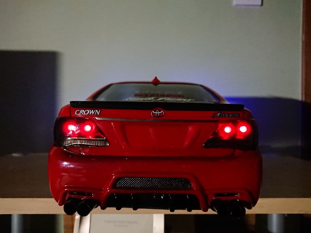 テツジン ブラックパールクラウンになります。