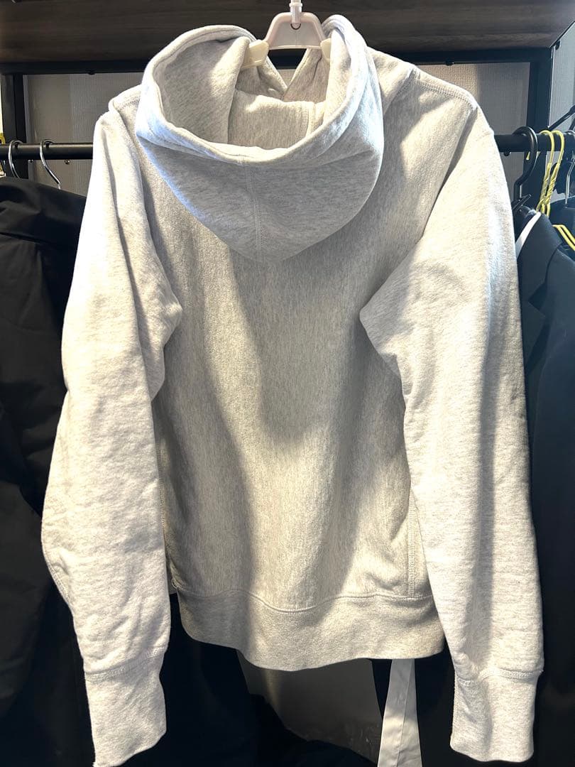 SUPREME パーカー