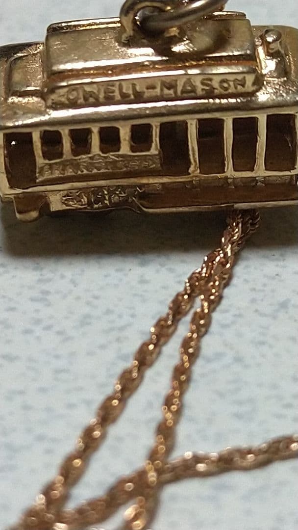 k14立体型サンフランシスコ・ケーブルカーネックレス