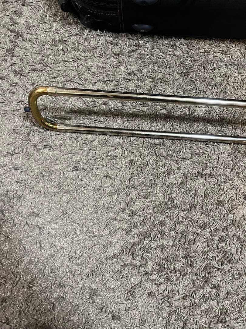 HOLTON テナーバストロンボーン 本体 ソフトケース付き