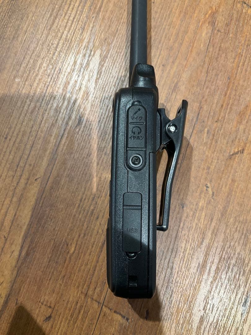 ALINCO DJ-PV1DとイヤホンマイクEME-65LMA+付属品② アマチュア無線