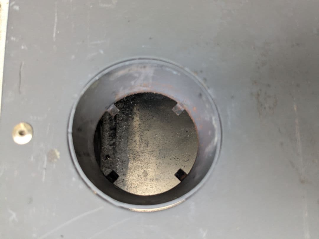 UNIFLAME（ユニフレーム）　ペレットストーブ　煙突ガード＆収納バッグ付き