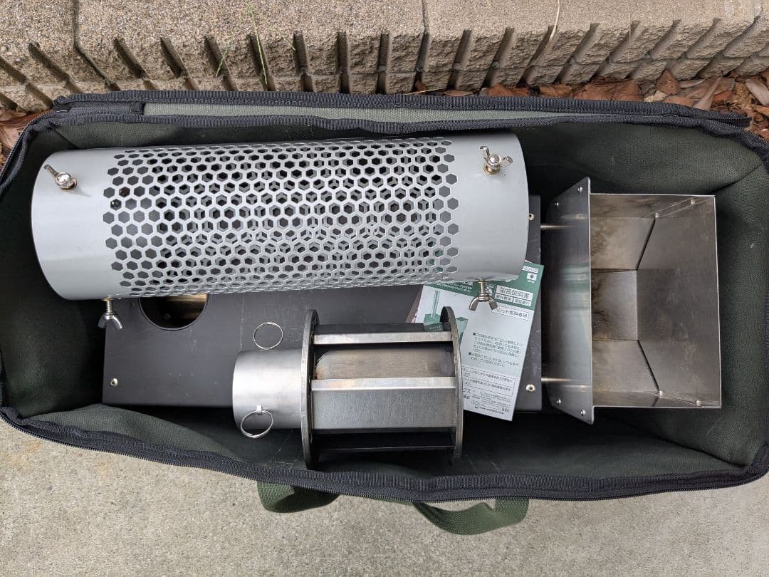 UNIFLAME（ユニフレーム）　ペレットストーブ　煙突ガード＆収納バッグ付き