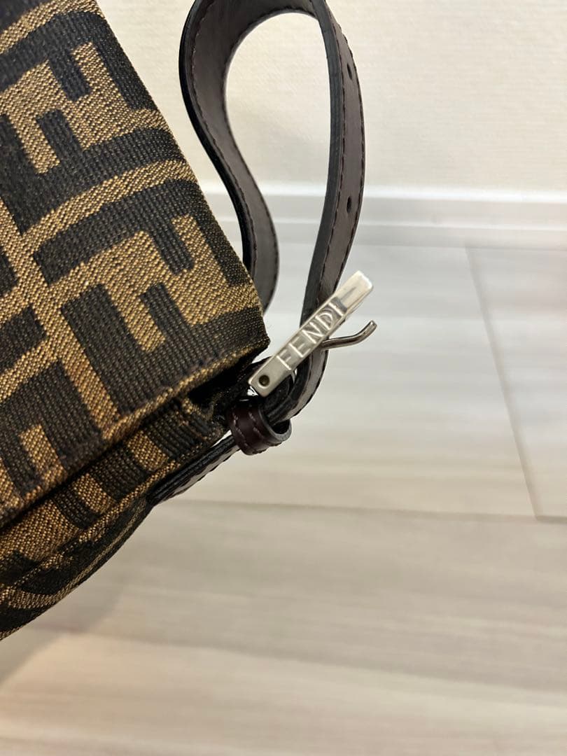 FENDI ズッカ柄 マンマバケット ワンショルダー FFロゴ