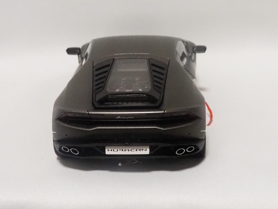 AUTOart Lamborghini Huracan LP 610-4 グレイ