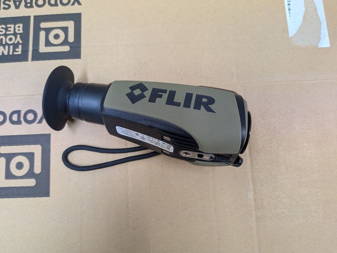 FLIR SCOUT II 240 サーマルビジョン