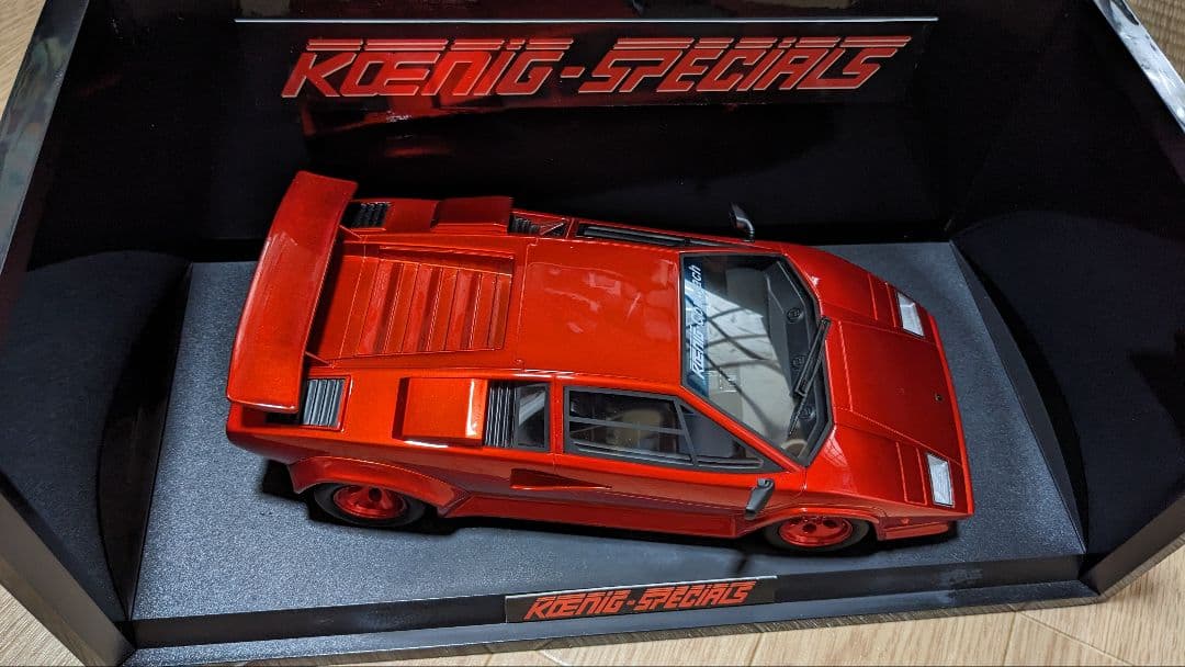 ミニカー KYOSHO Koenig Specials 1/18