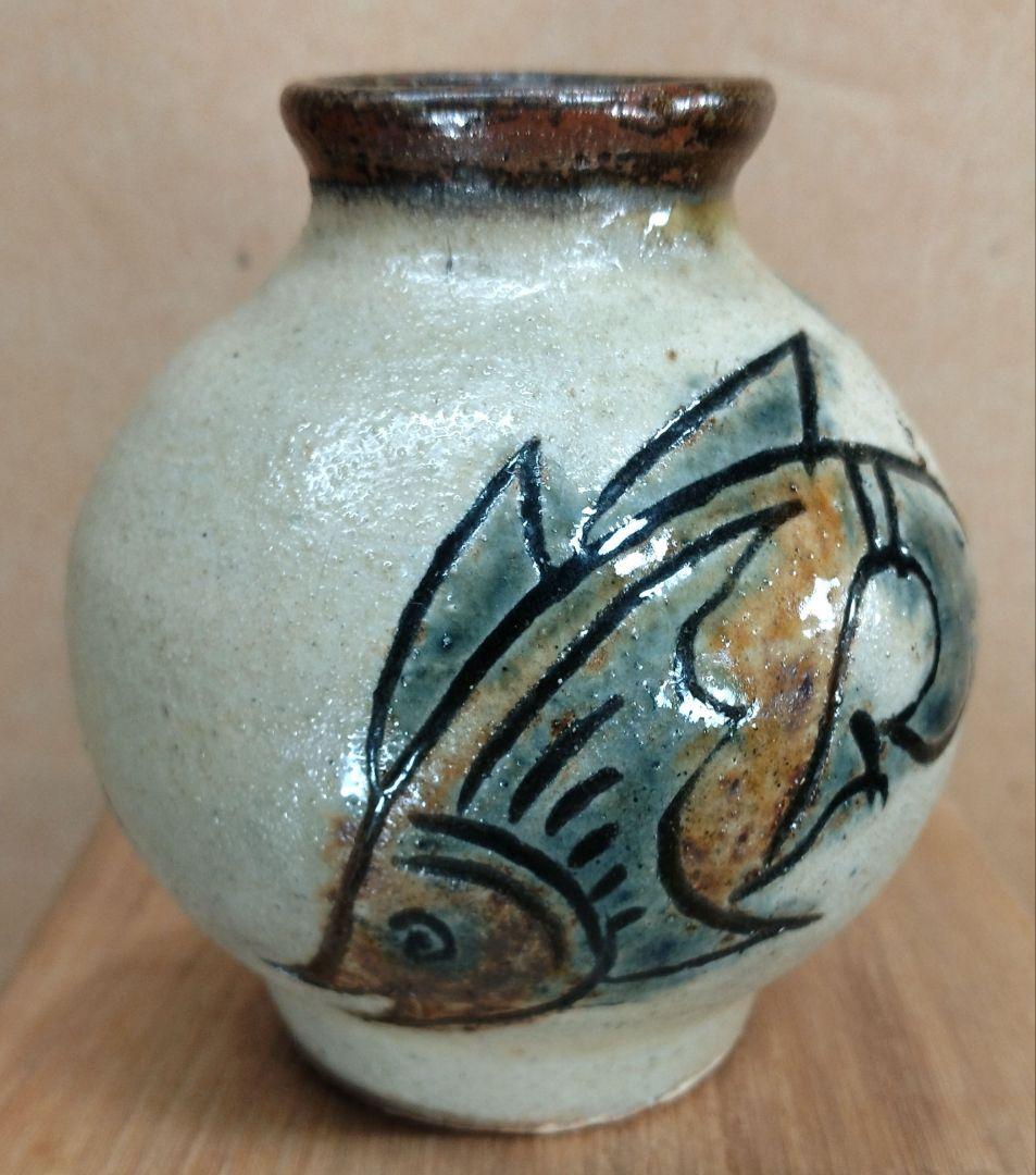 【本物保証】金城次郎 小壷(笑魚2匹) 共箱 壷屋焼 人間国宝 美品 やちむん