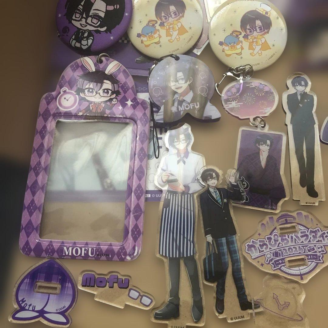 カラフルピーチ　からぴち　もふくん　まとめ売り　アクスタ　キーホルダー　トレカ