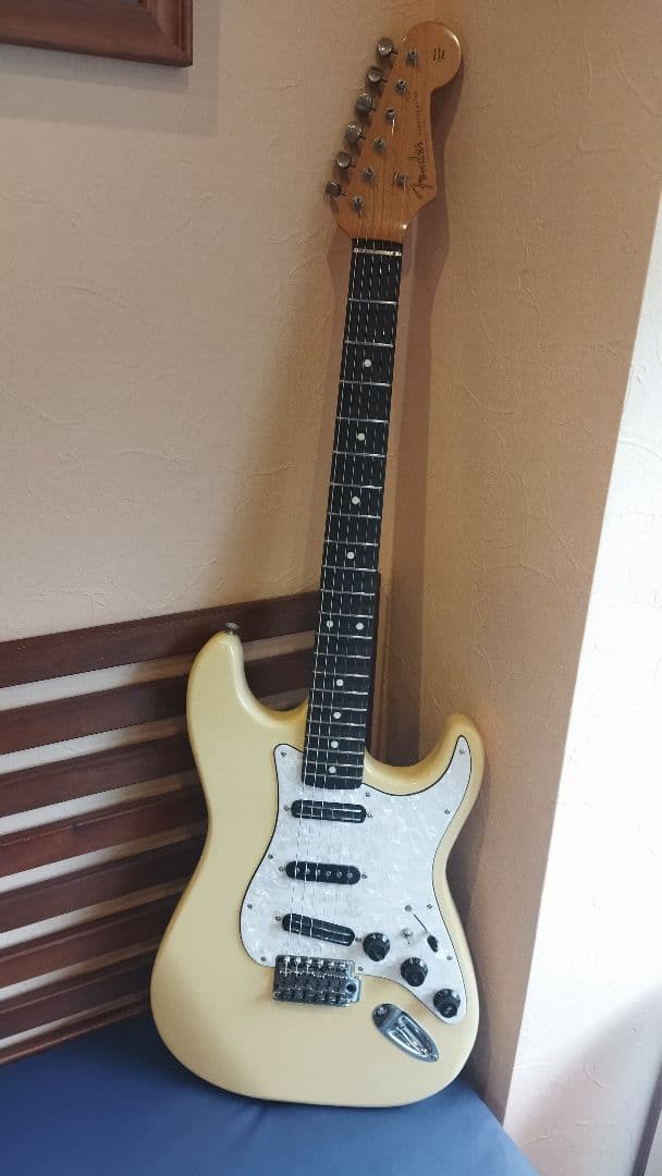 フェンダーネックとGFSボディアッセンブリ フェンダーネックとGFSボディアッセンブリ