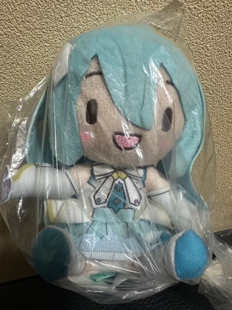 初音ミク　グッズ　9個　まとめ売り　美少女 フィギュア　ぬいぐるみ　バスタオル