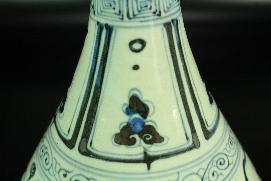 中国美術 青花霊芝雲龍紋 瓶(K-A860)