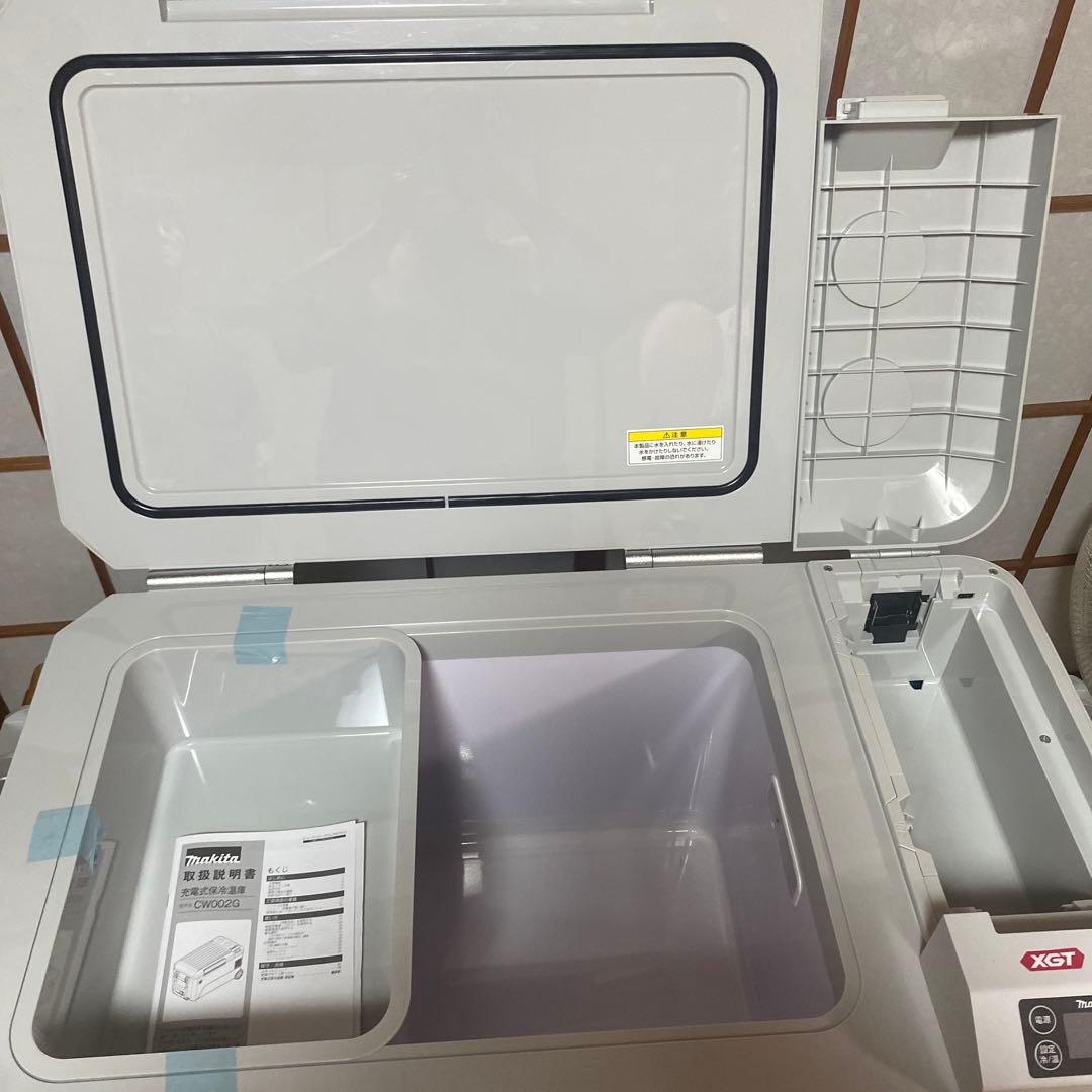 マキタ　充電式保冷温庫　CW002GZ 50L