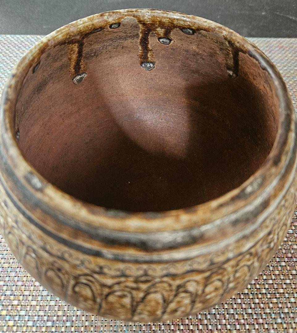 17～18世紀 東南アジア古陶磁器 安南 宋胡録 鉄釉 陰刻連弁文